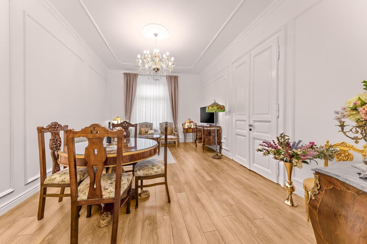 زغرب Luxury Class Apartment - 1St Floor, Large Apartment, Downtown, Newly Renovated, Fast Wifi, 4X Air Conditioning المظهر الخارجي الصورة